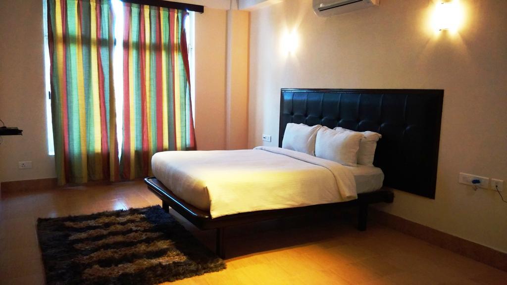 Polo Tura Hotel Стая снимка