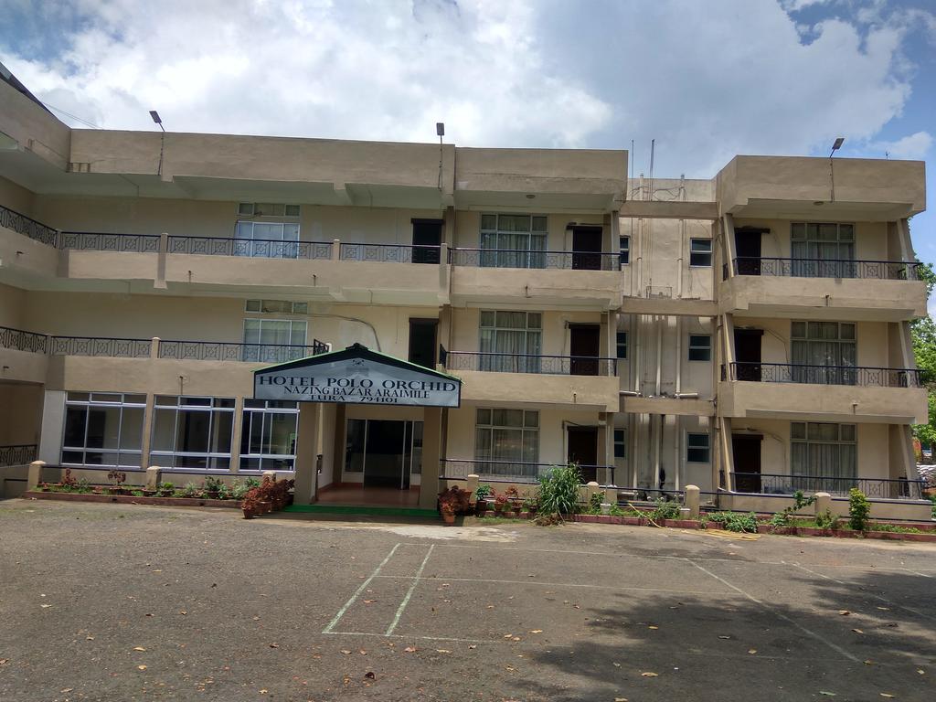 Polo Tura Hotel Екстериор снимка
